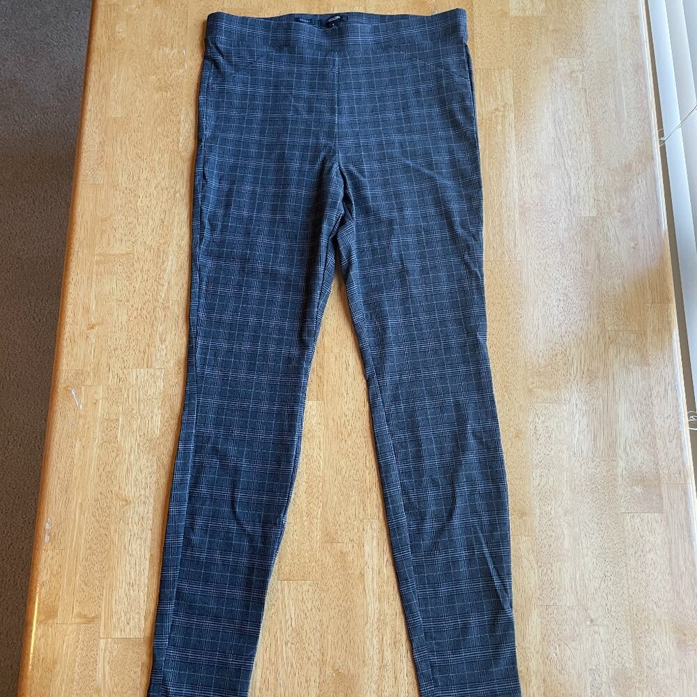 Simply Vera,  Vera Wang Stretch pants L